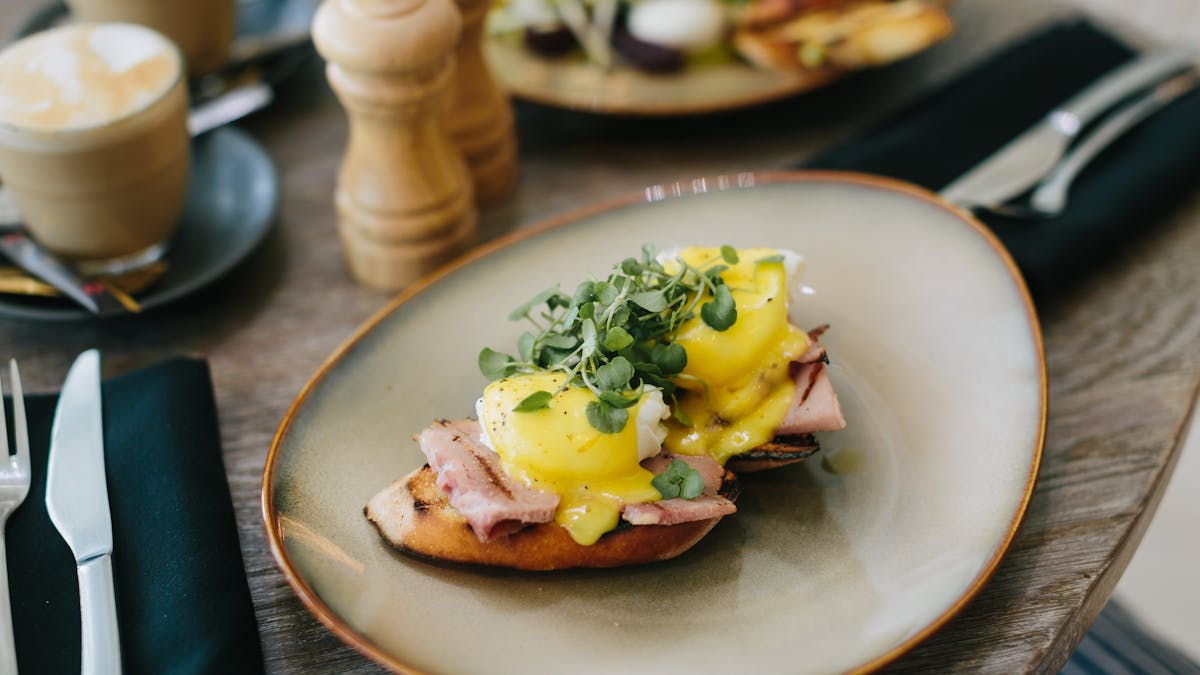Social House Cafe Breakfast Poached Eggs on Toast