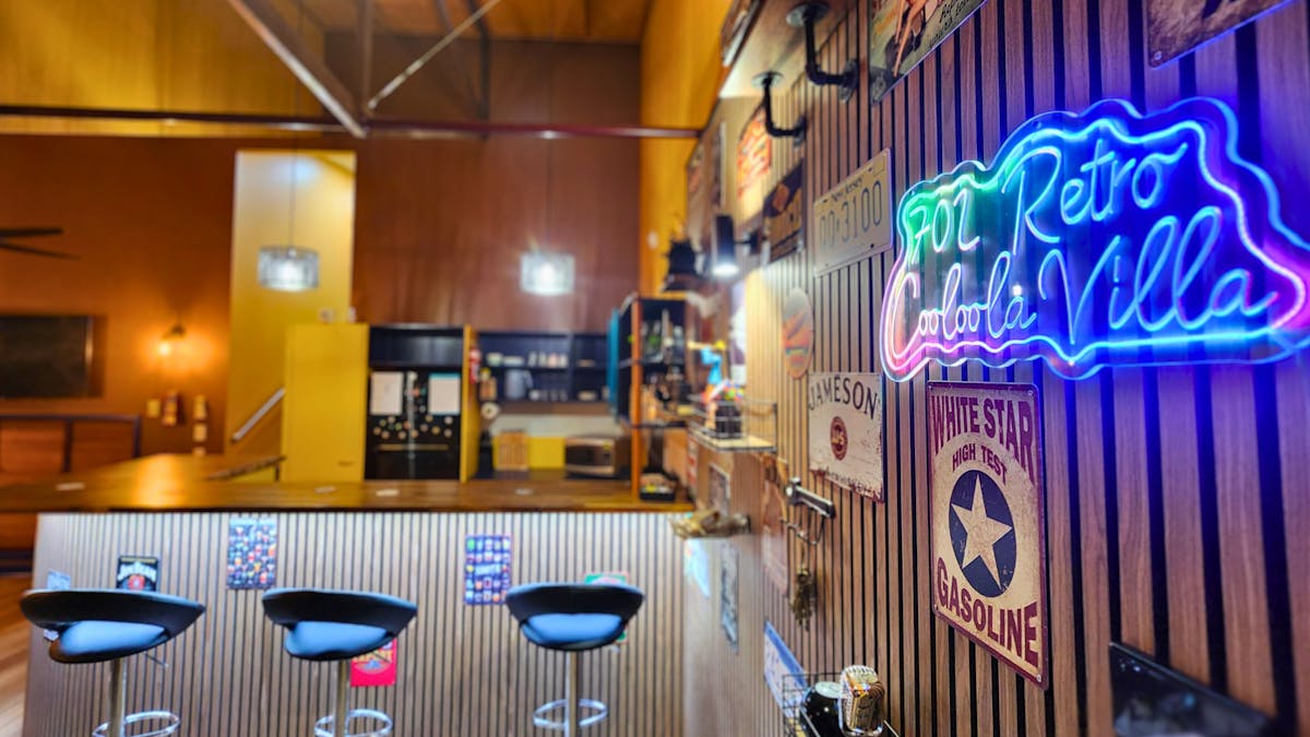 Bar