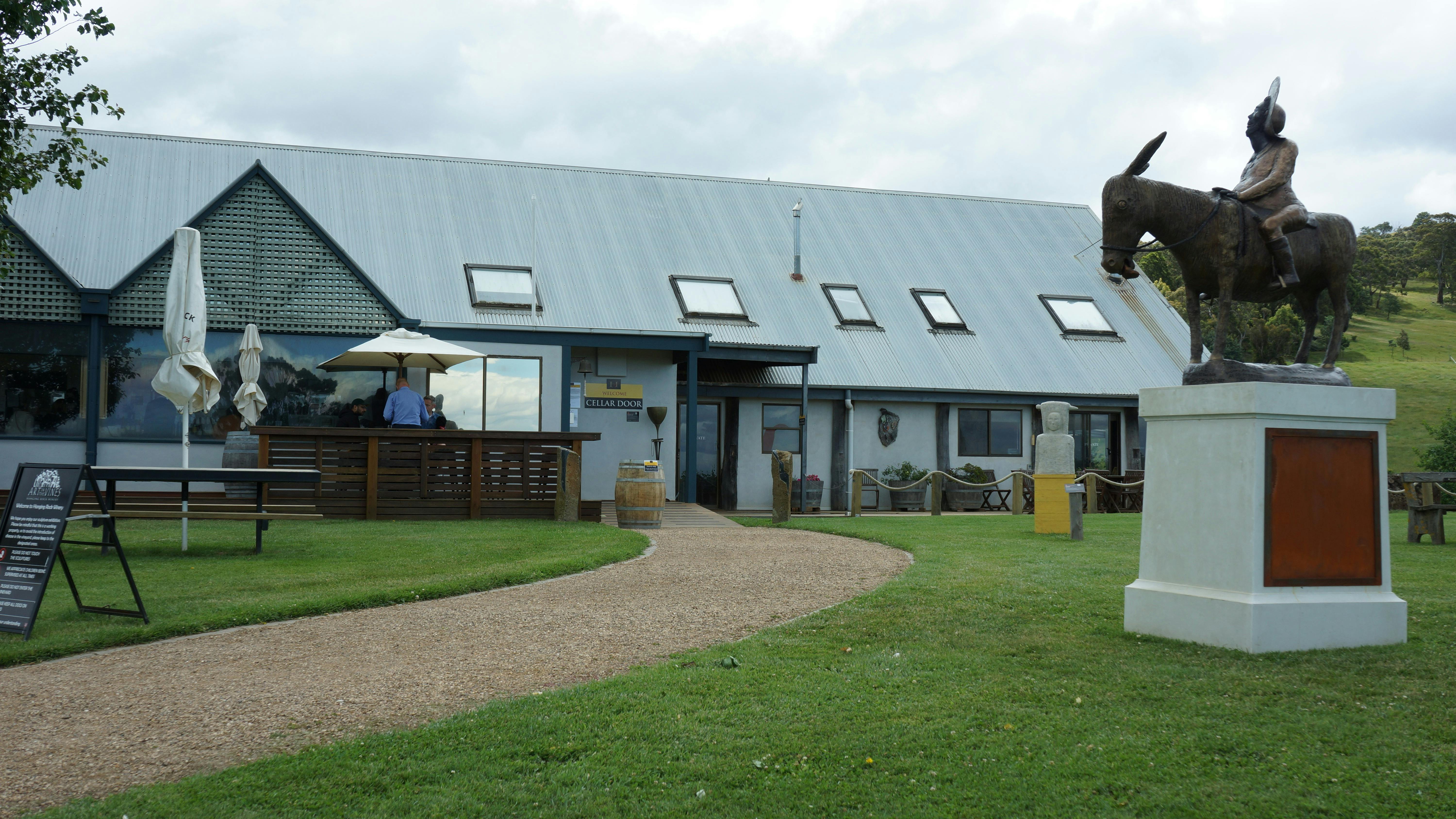 Hanging Rock Winery