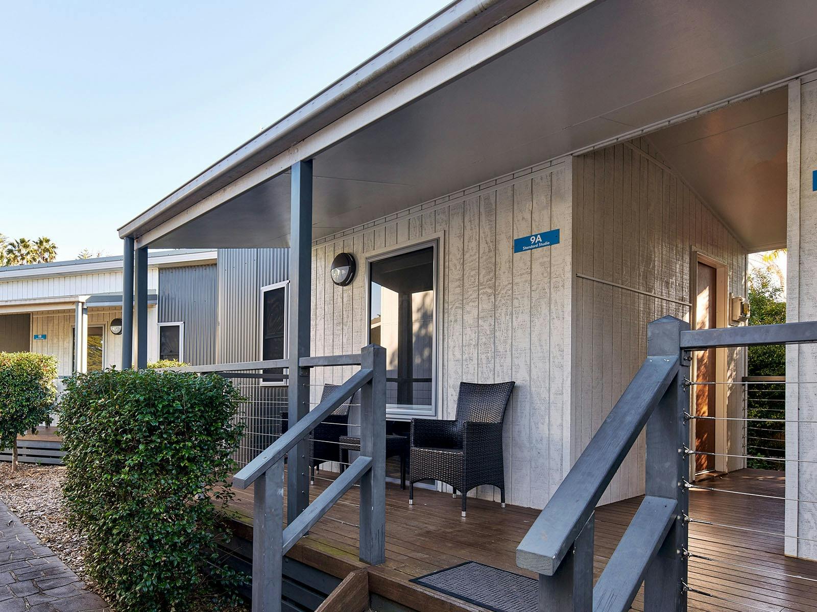 Standard studio cabin