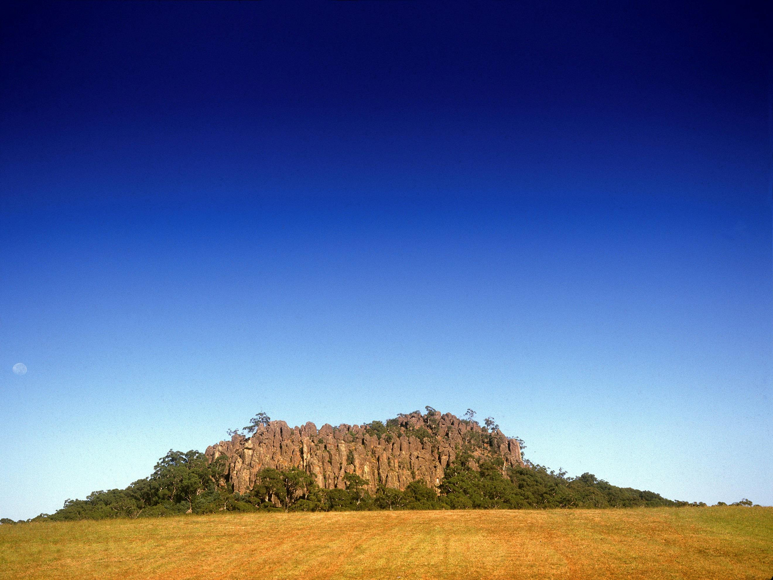 Hanging Rock legend - a place of mystery