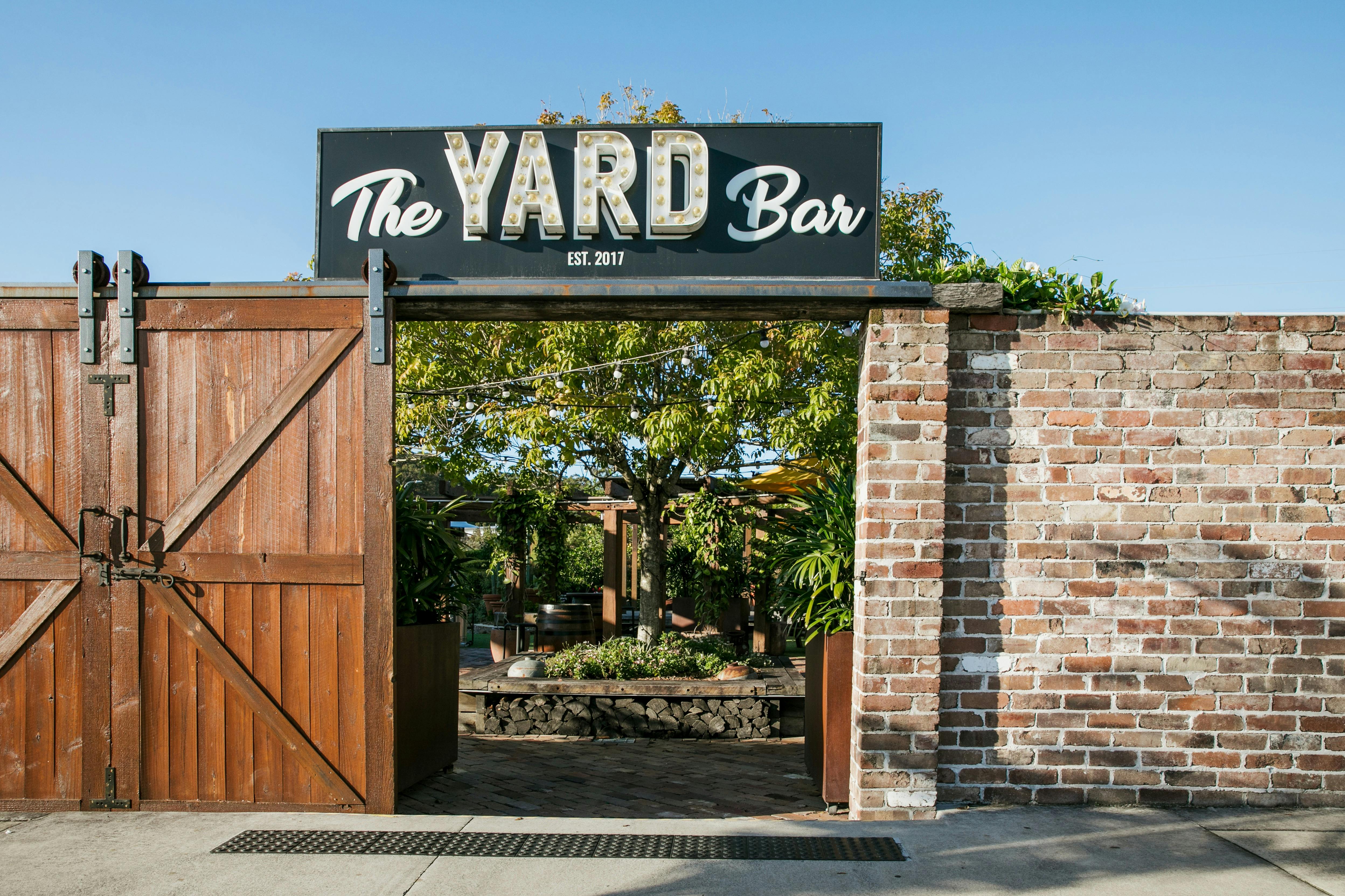 Parklands Tavern The Yard Bar