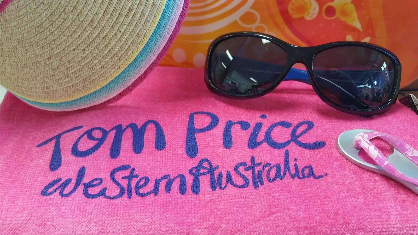 Hema Maps Cloud Plan your Adventure Tom Price Visitor Centre