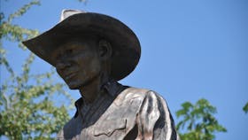 Stockmans Pioneer Memorial Katherine Icon
