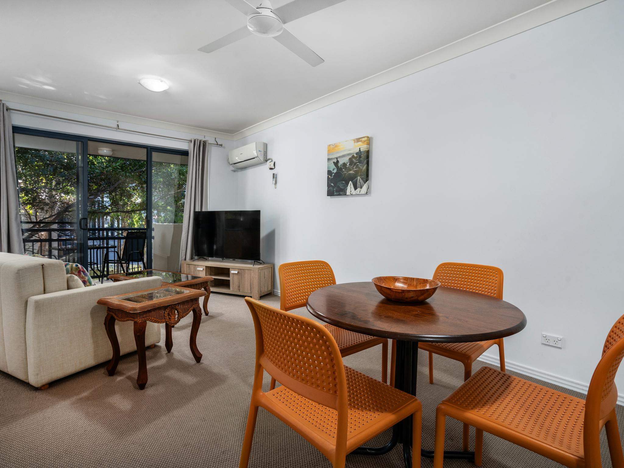Dining area Dining area