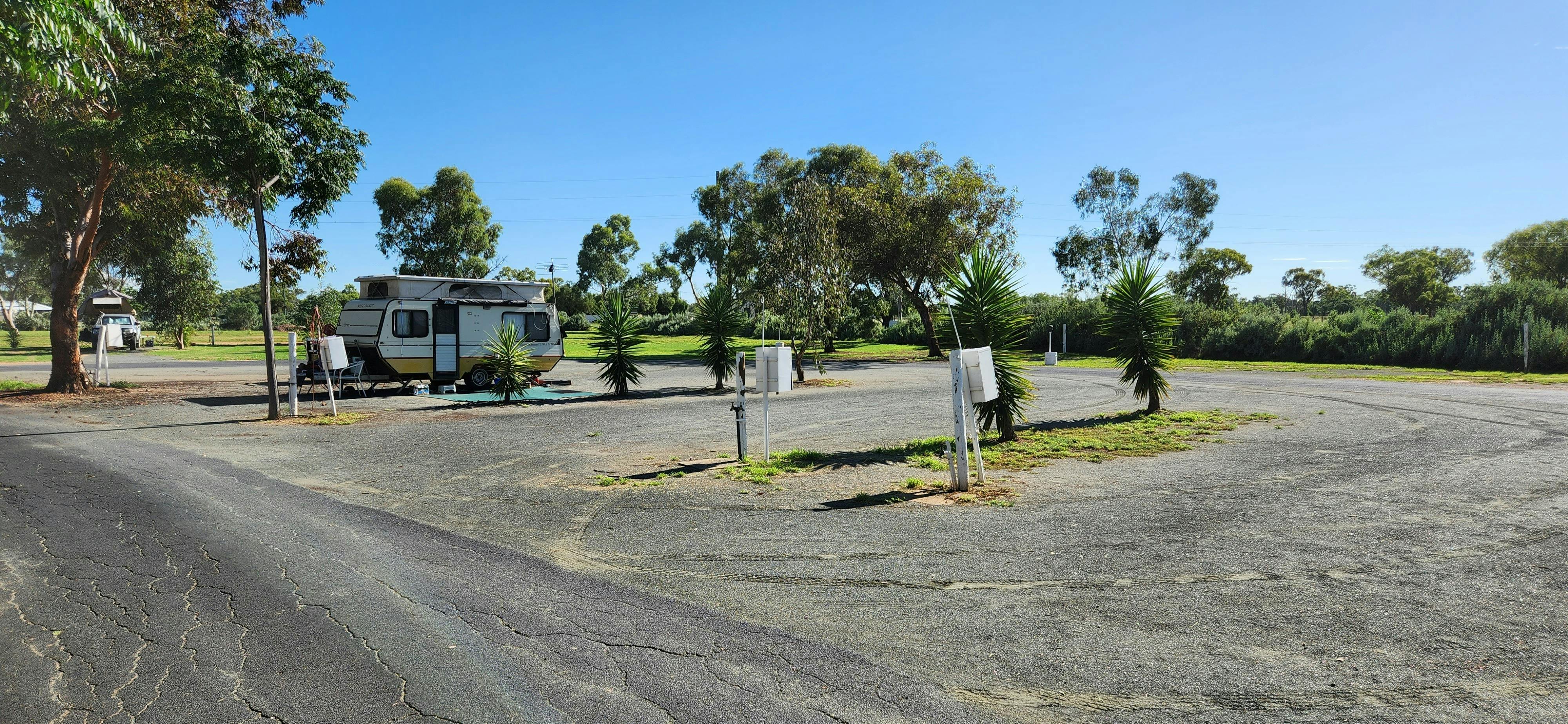 Gravel powered sites