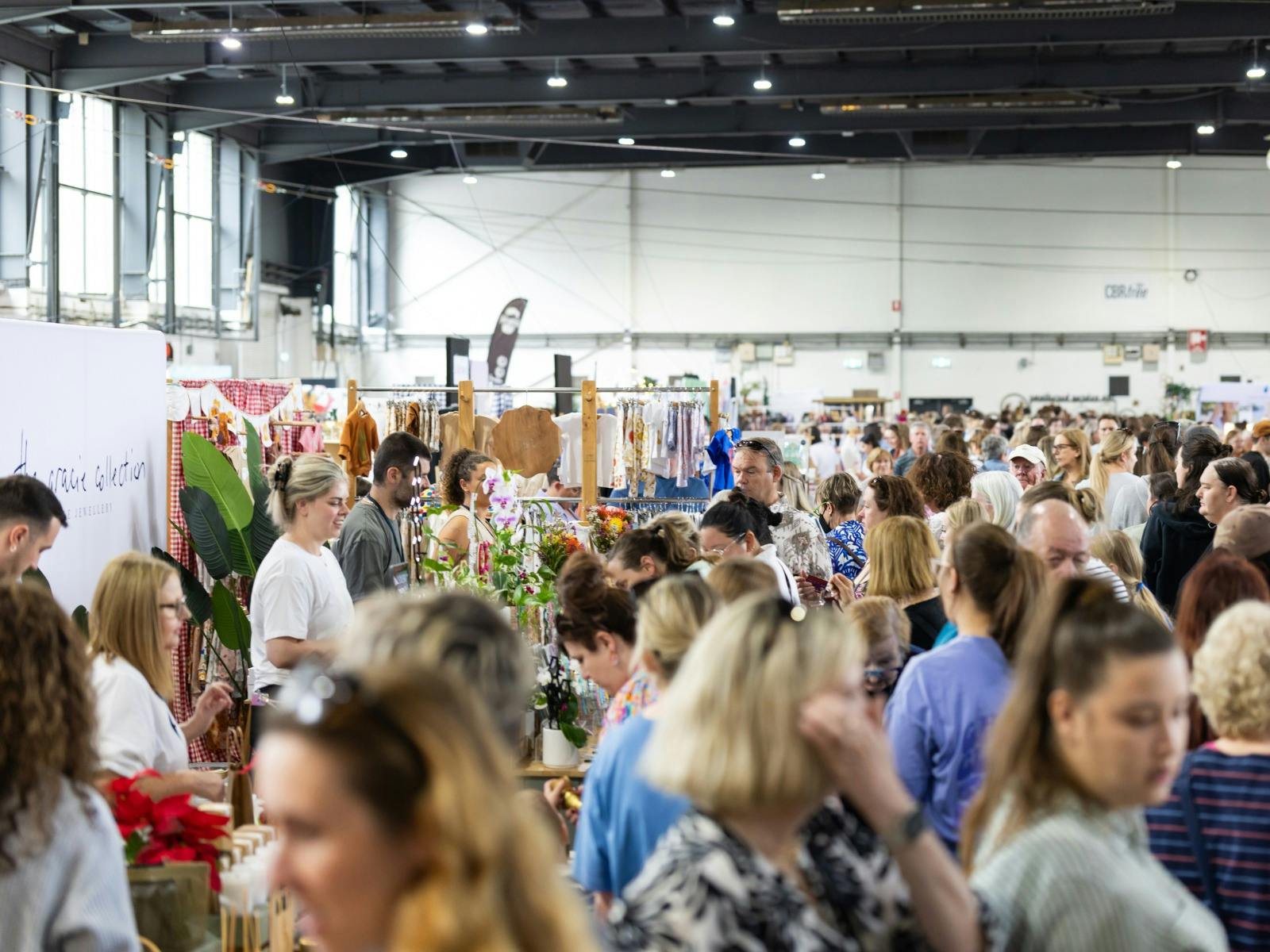 Handmade Market Canberra crowd