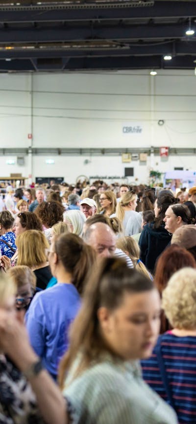 Handmade Market Canberra crowd