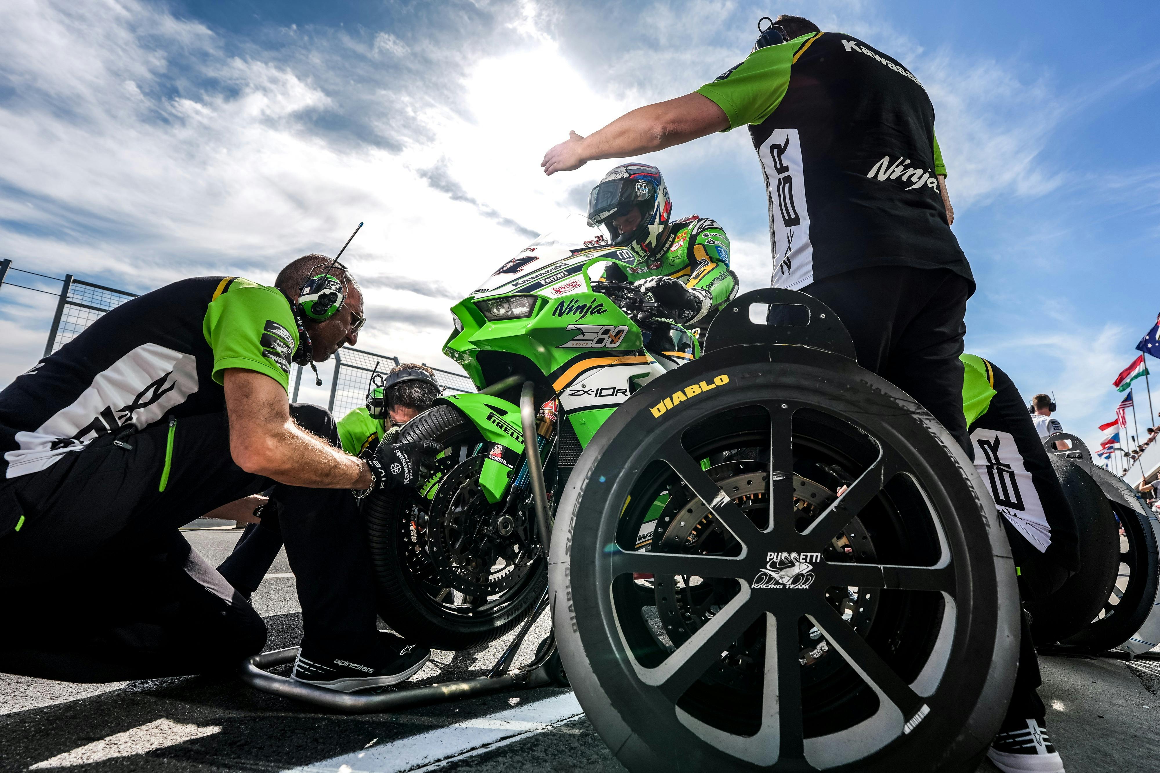 WorldSBK team working in the pits.