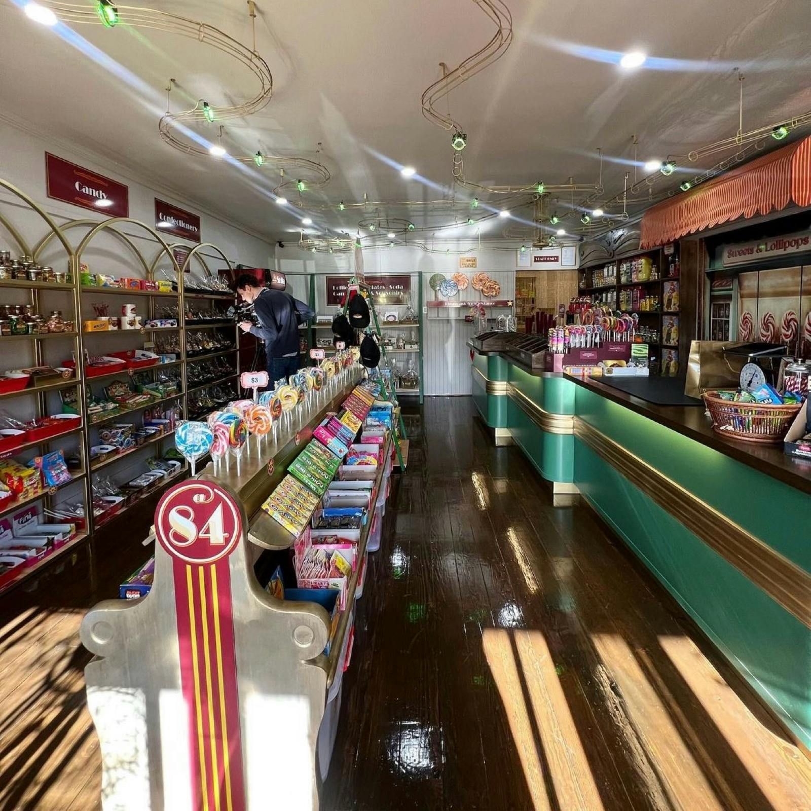 Lollies and More @84