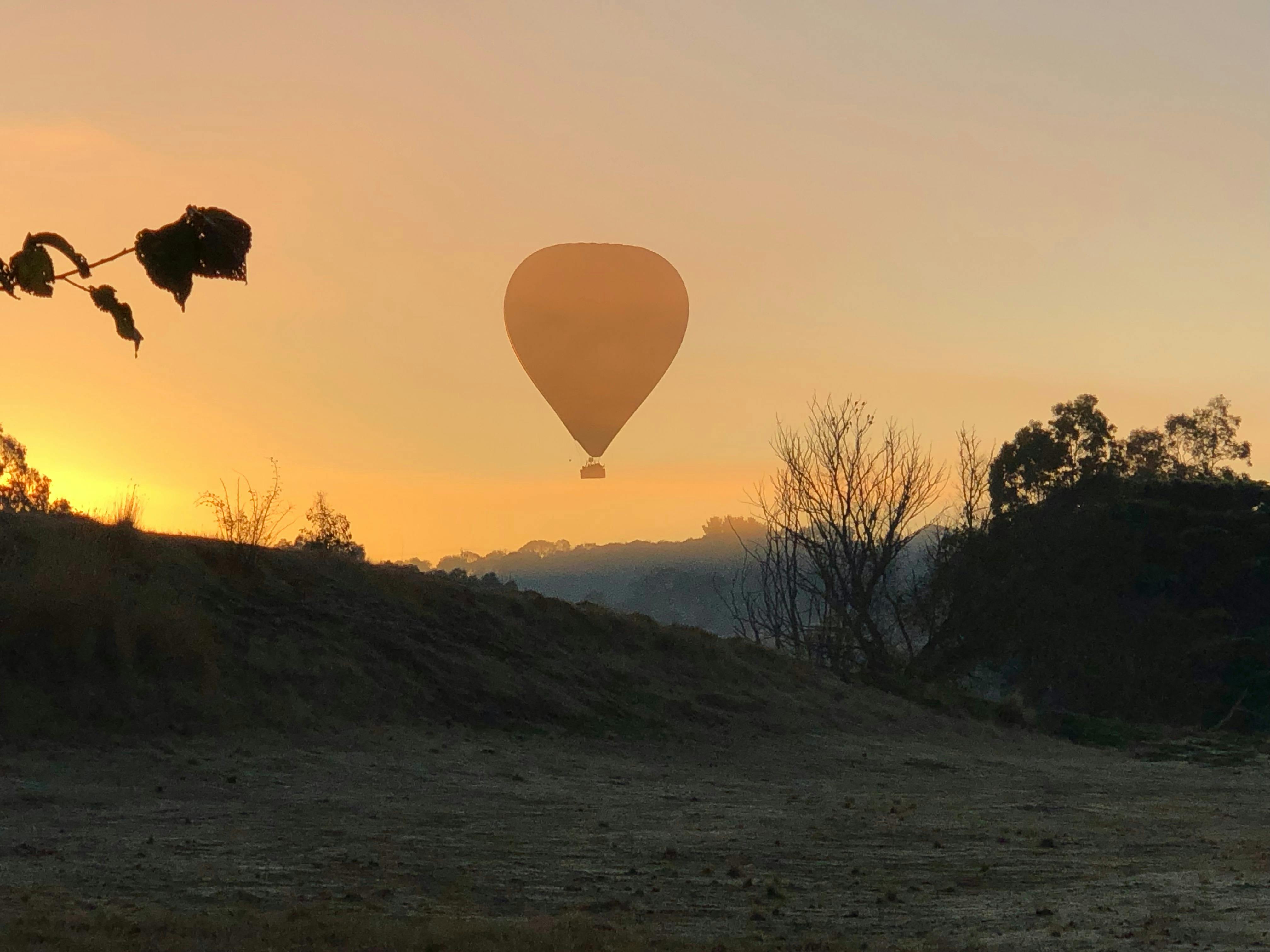 Balloon, ballooning, hot air balloon Geelong, balloon rides Geelong