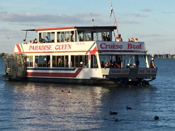 Cruising Lake Mulwala