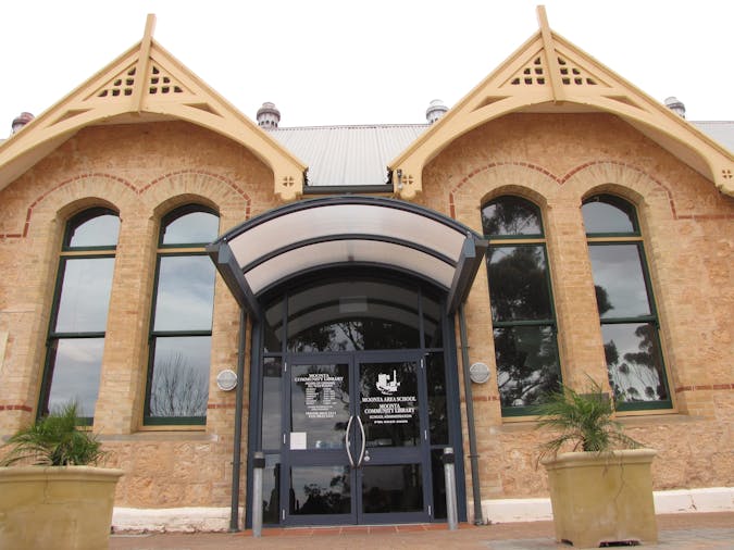 Moonta Community Library and free internet