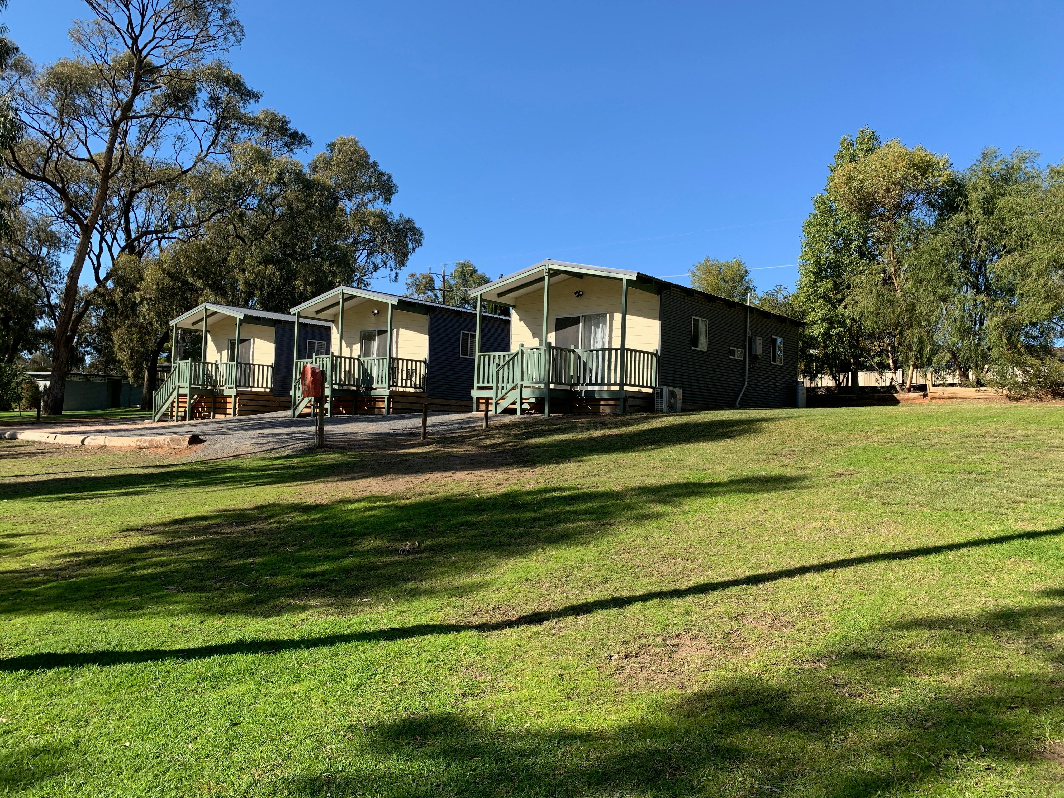 Robinvale Riverside Caravan Park NSW Holidays & Things