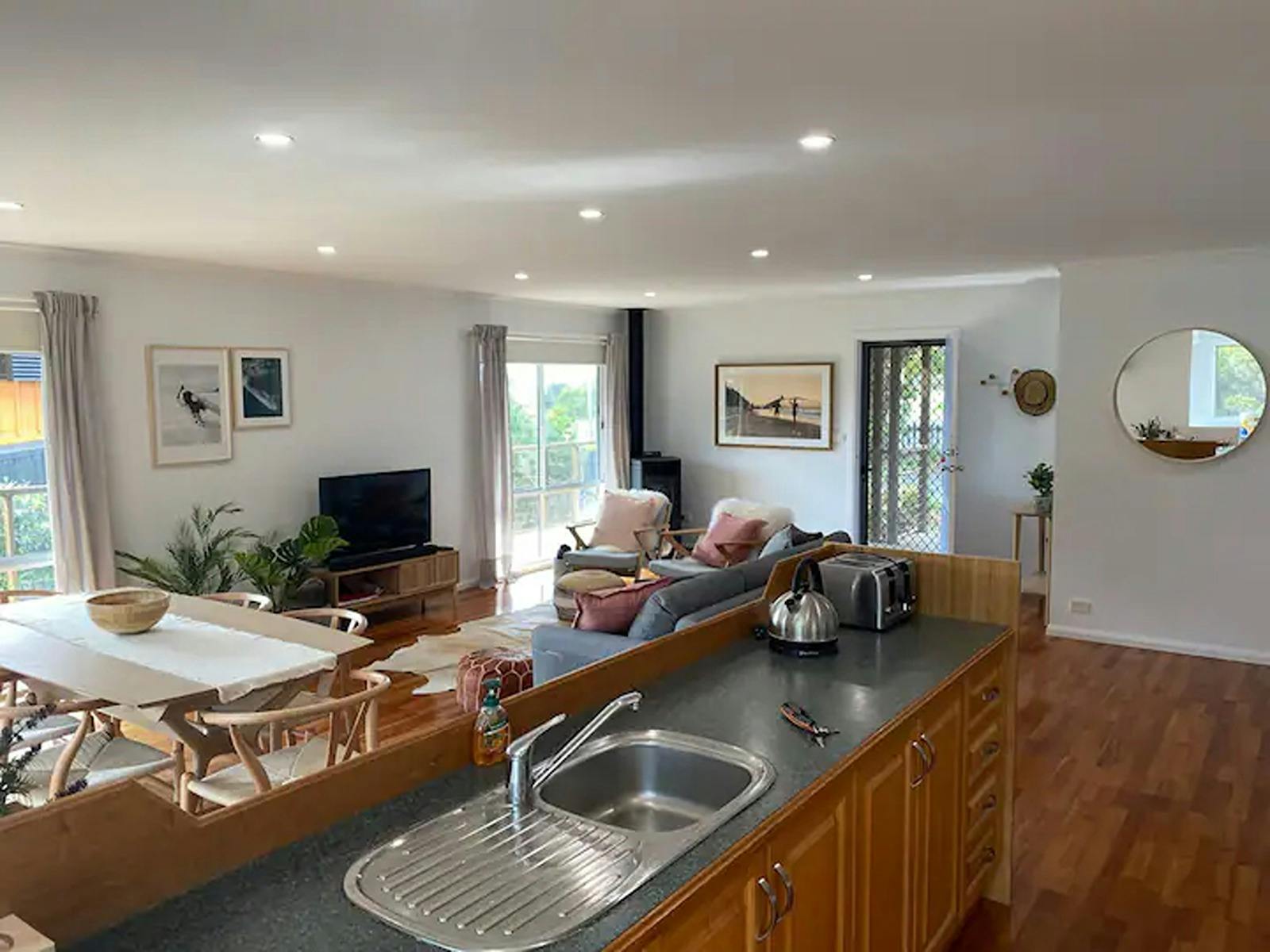 Kitchen/Lounge/Dining