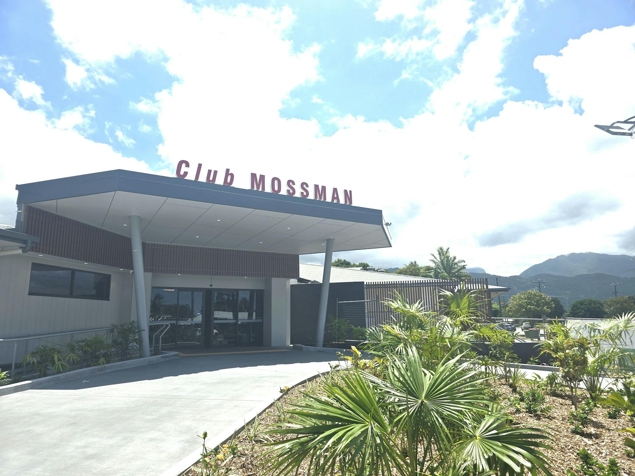 photo of outside entry to Club Mossman photo of outside entry to Club Mossman