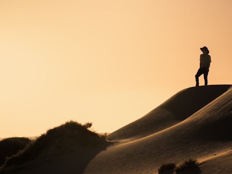 Photograph the sunrise amongst the Mungo Sand Dunes