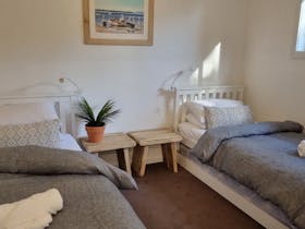 Downstairs Singles Room - 2 singles and a trundle