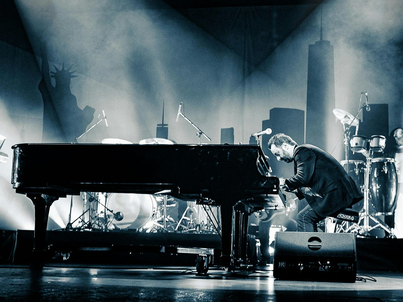 The Billy Joel Experience