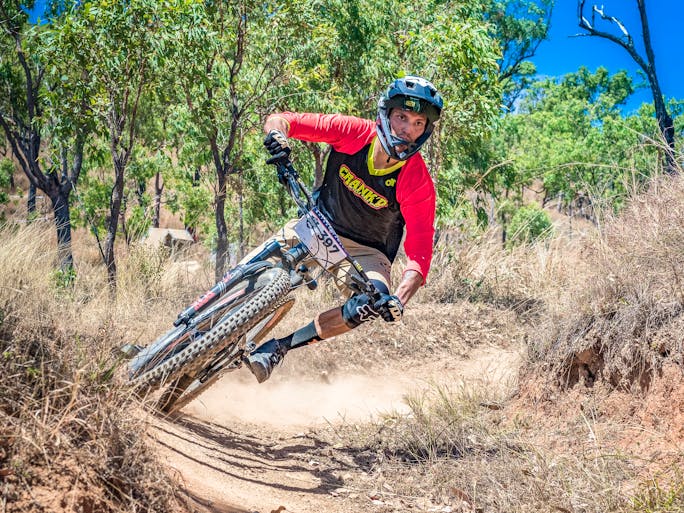 Fox Superflow sealed by Stan's Race | Townsville