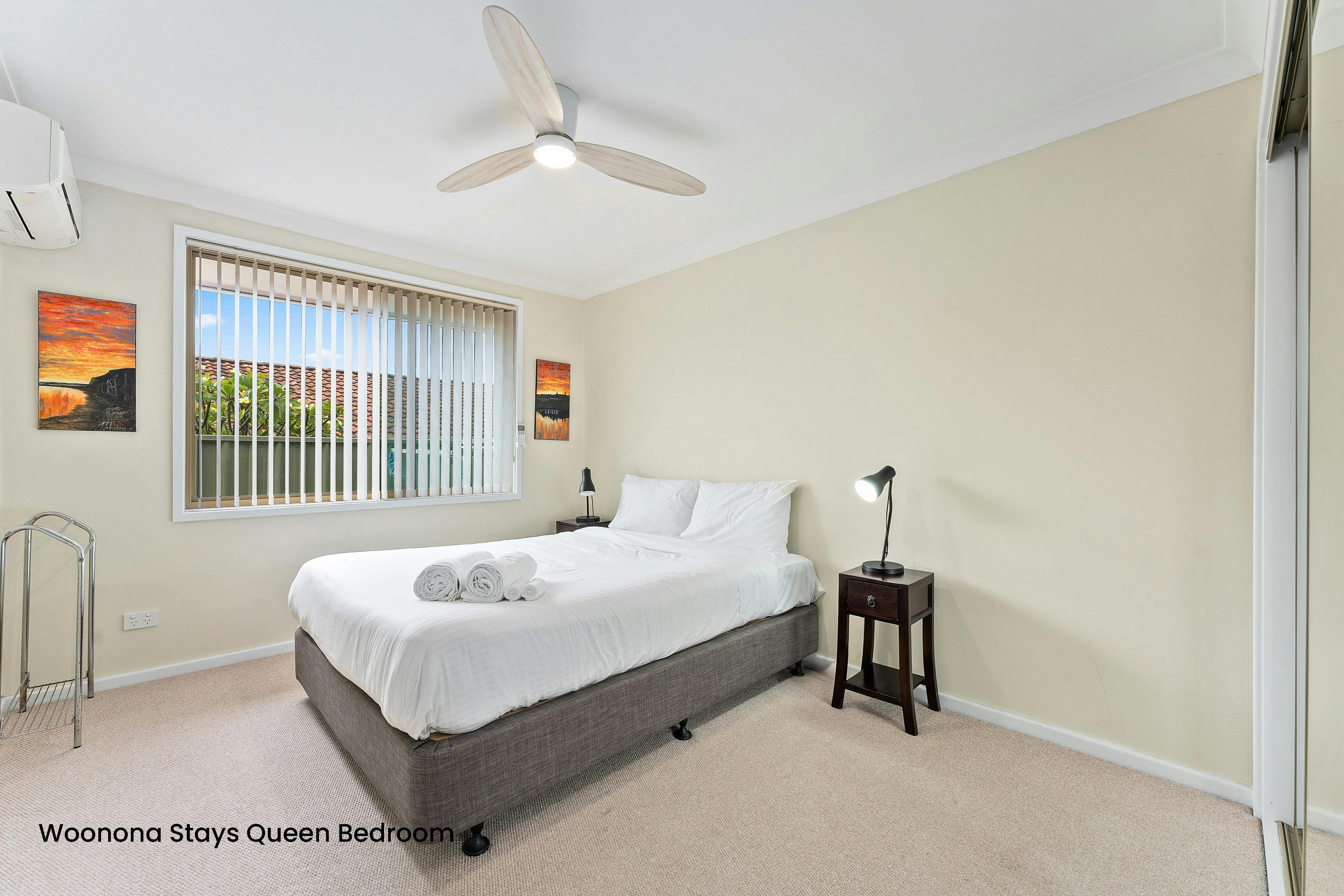 Woonona Stays Queen Bedroom
