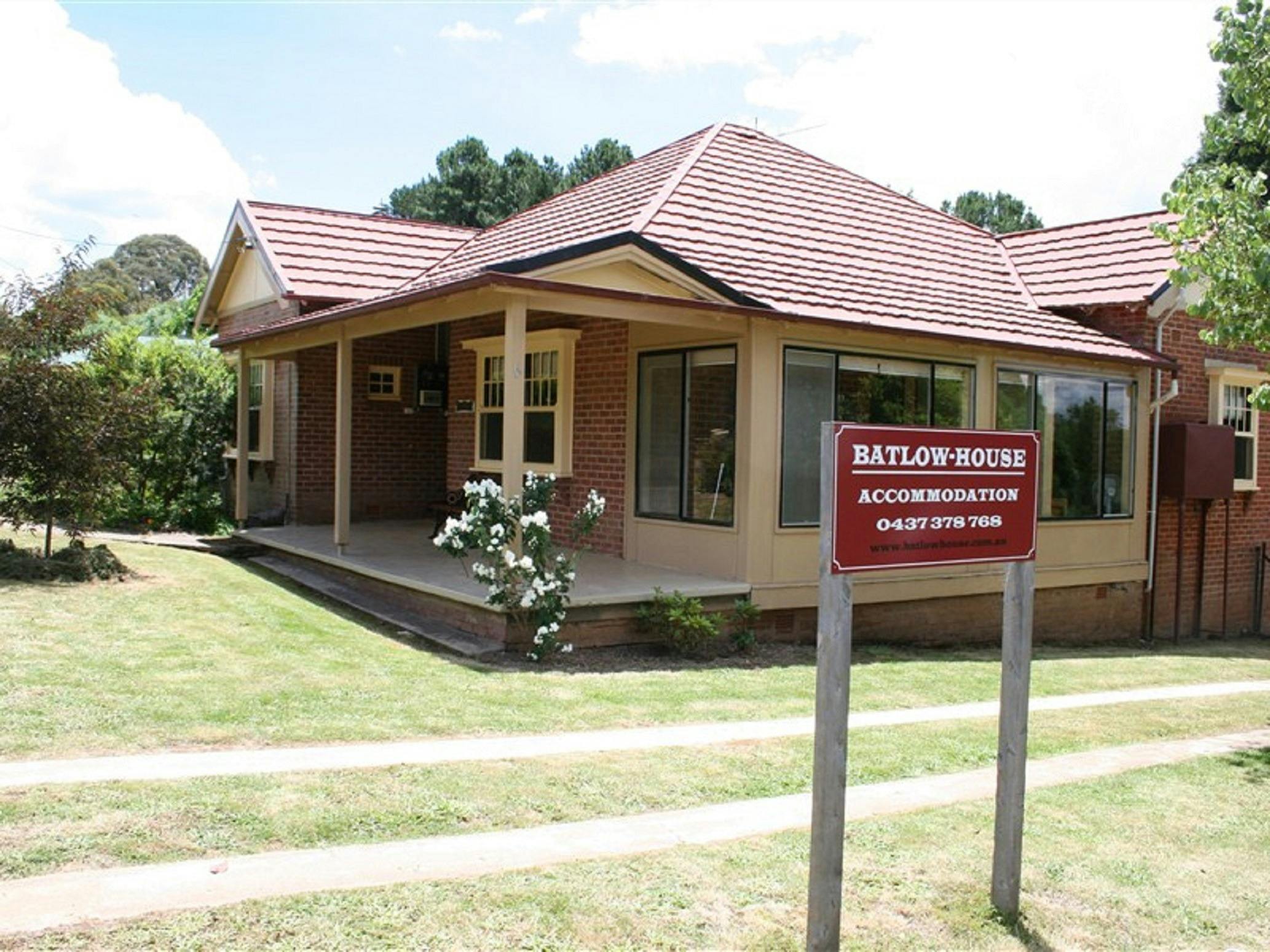 Batlow House Sydney, Australia Official Travel & site