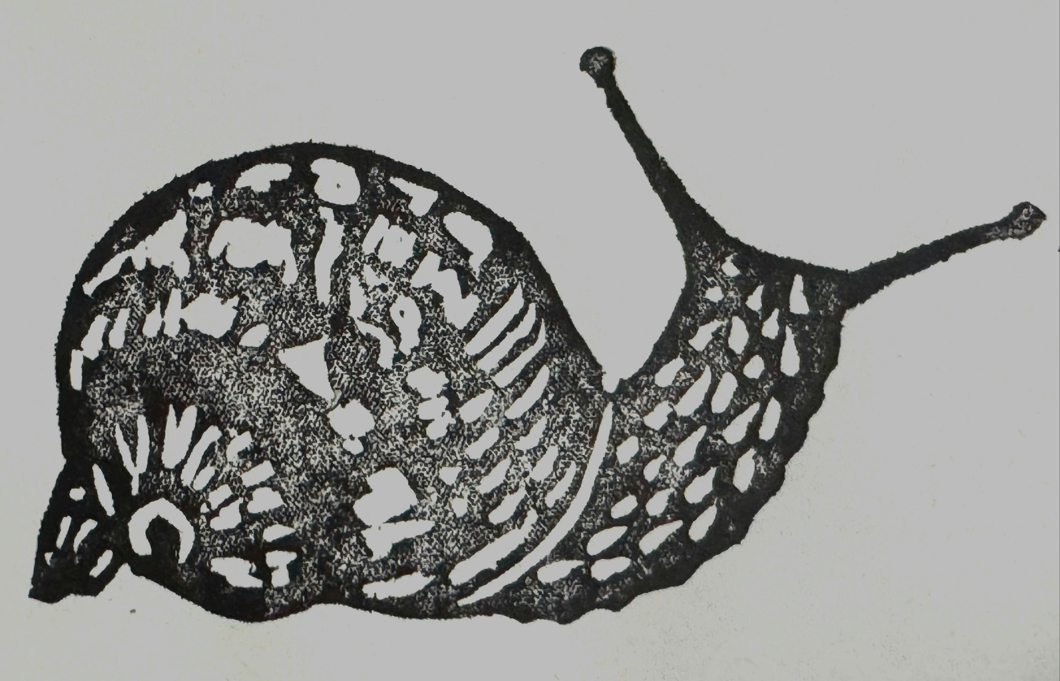 Snail black on white print