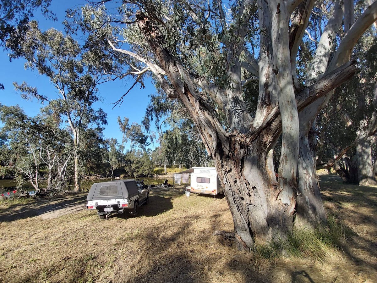 CAMPING ON THE RIVER