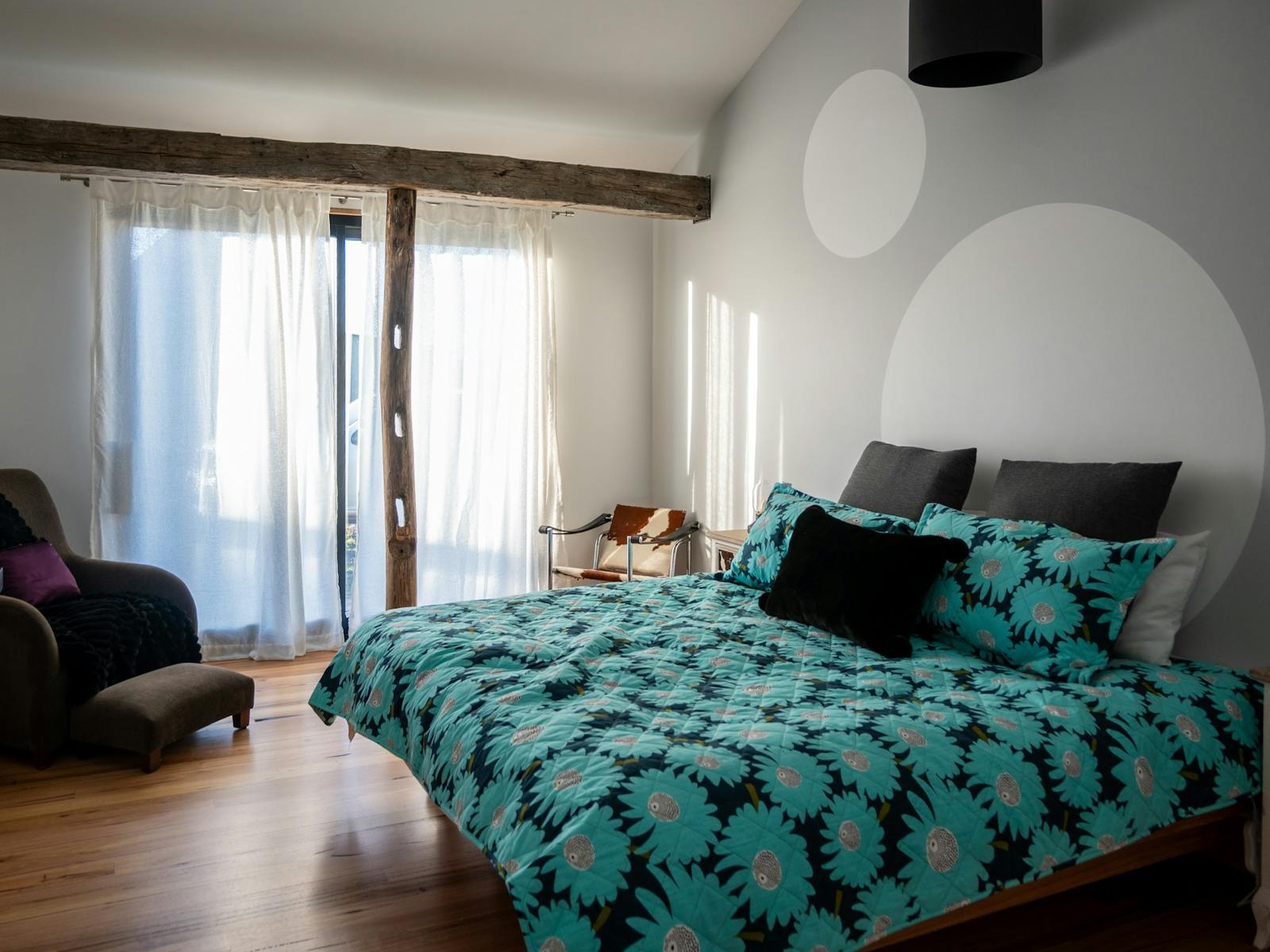8 unique rooms, dedicated to different artists... from earthy to whimsical.