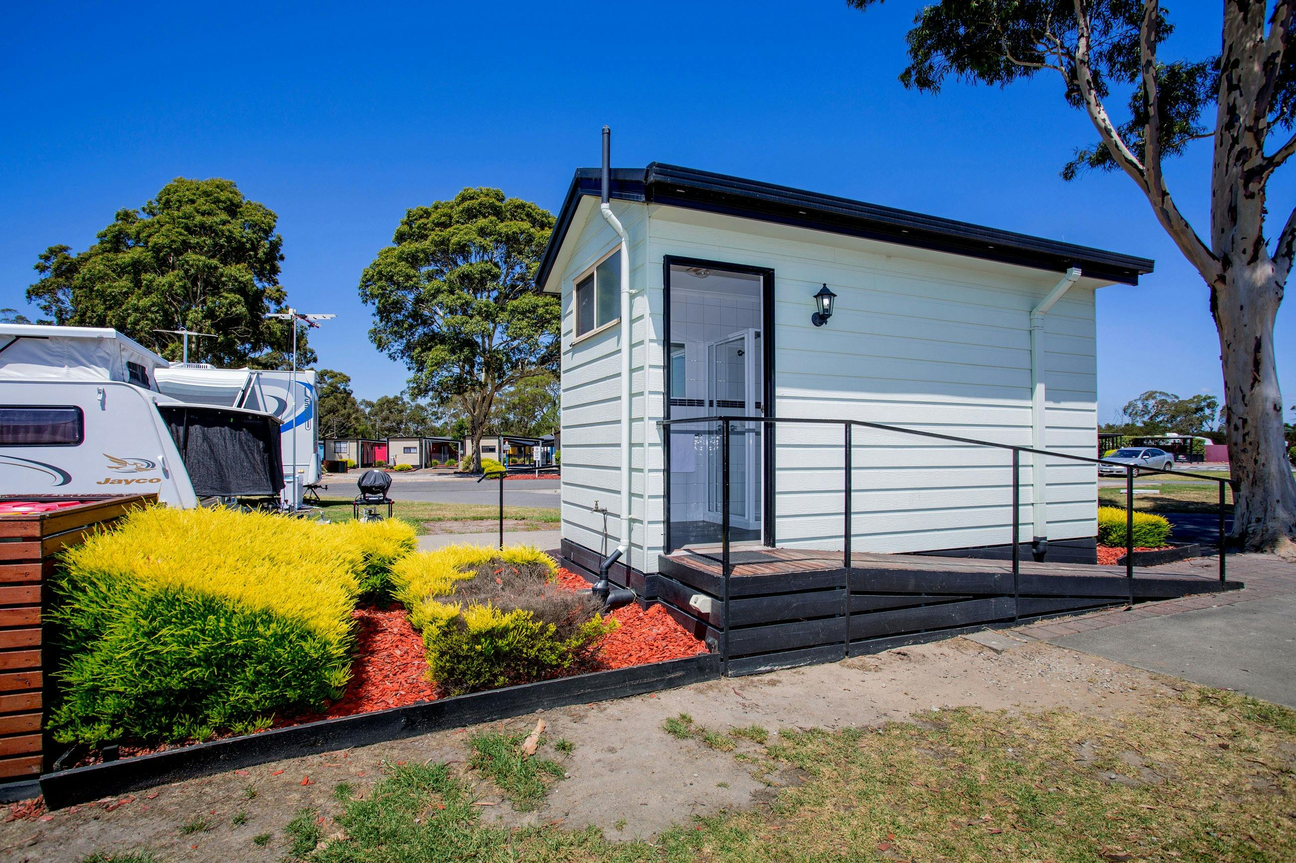 Ensuite Powered Site
