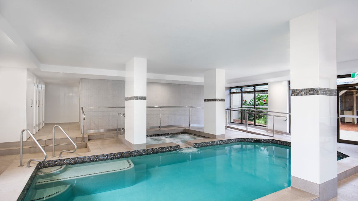 BreakFree Imperial Surf - Indoor Swimming Pool