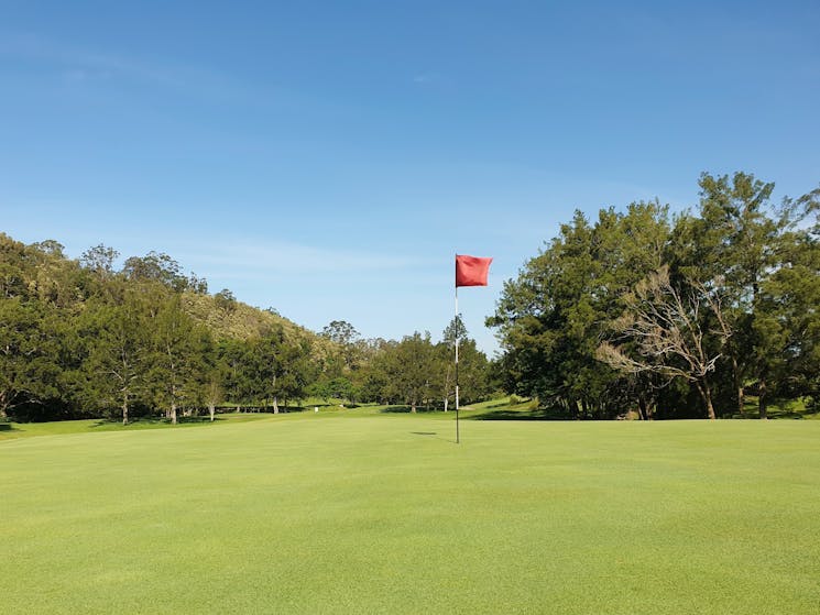 12th Green - Calderwood Valley Golf Course