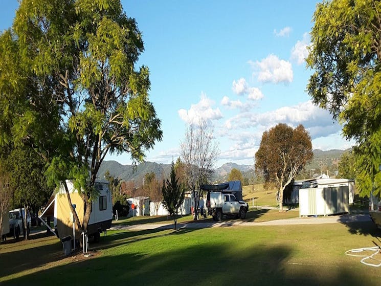 Kootingal Kourt Caravan Park