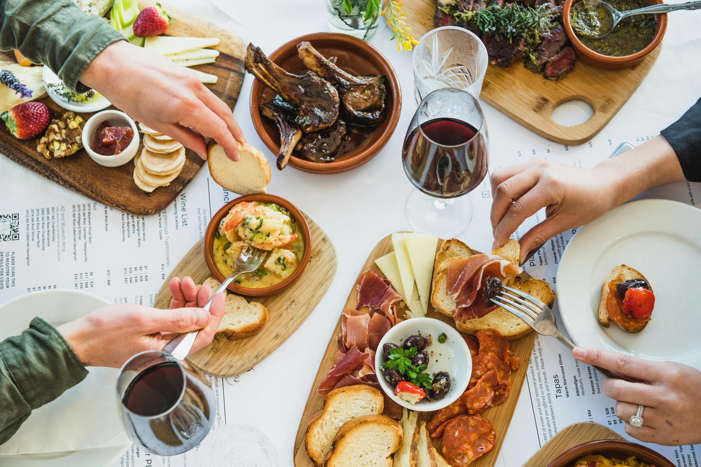 Tapas & wine