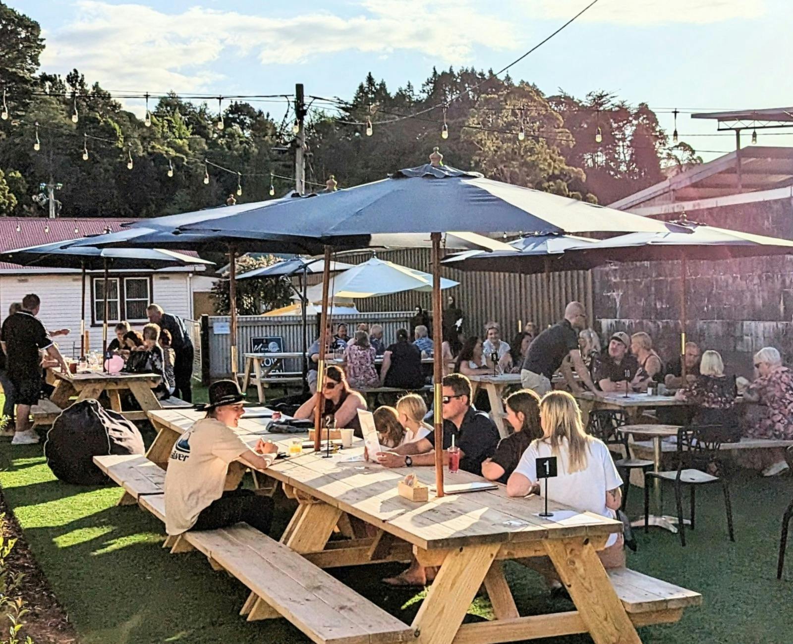 Moonscape Wine Bar and Cafe