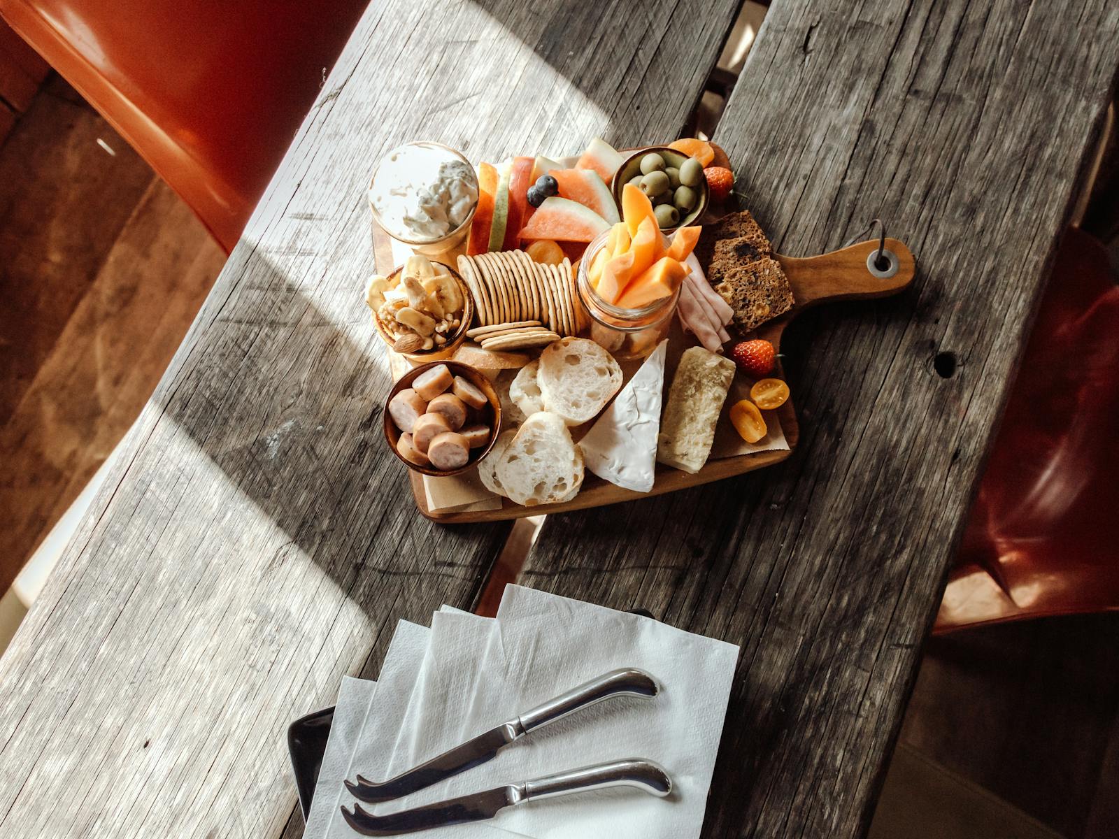 At this rustic venue you will enjoy a tasting platter of Tasmanian meats and cheese.