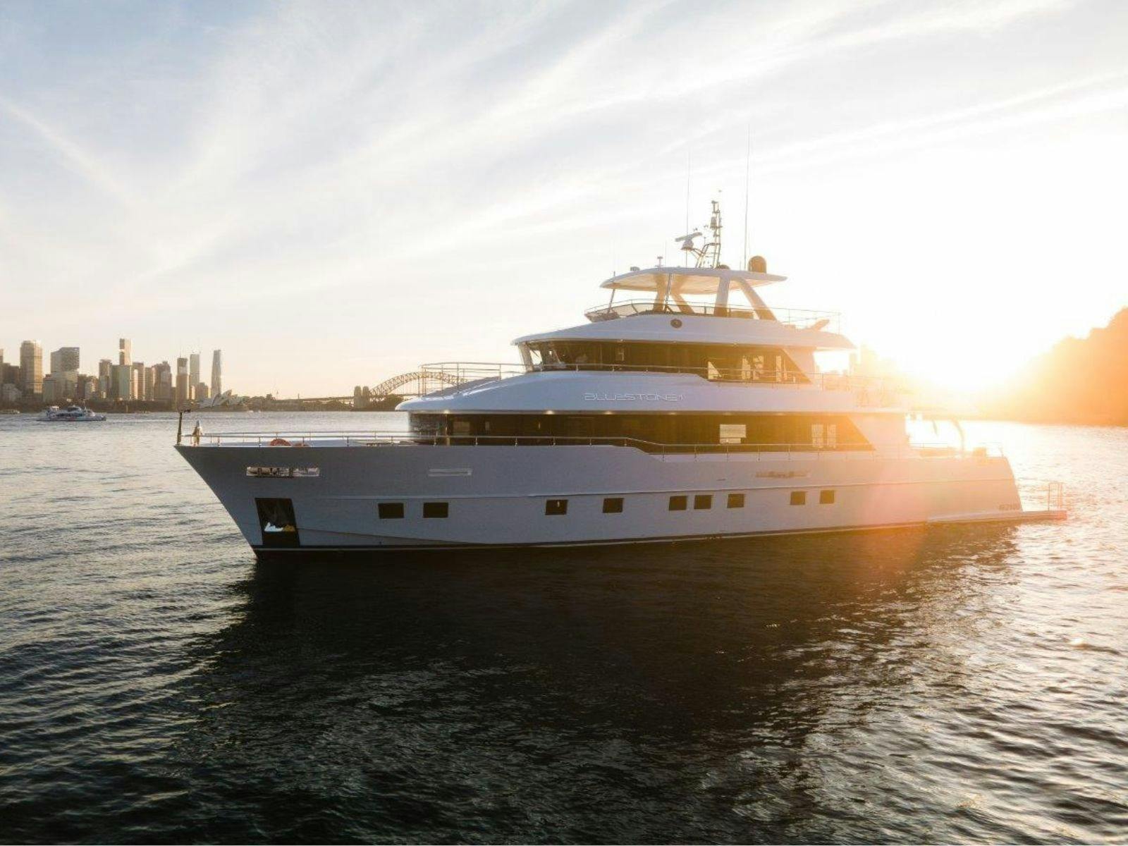 Gold Coast Luxury Yacht Charter