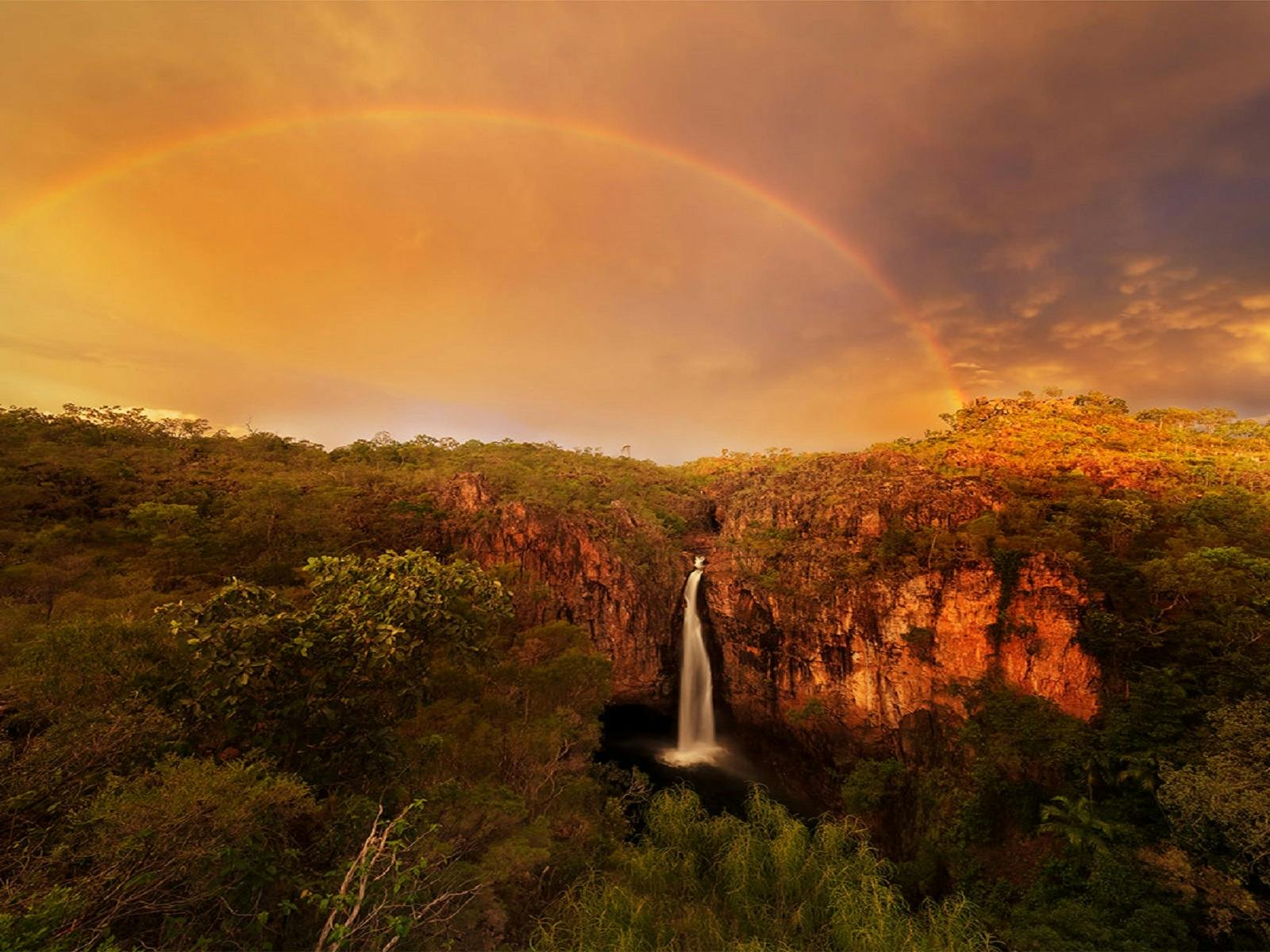 Tolmer Falls
