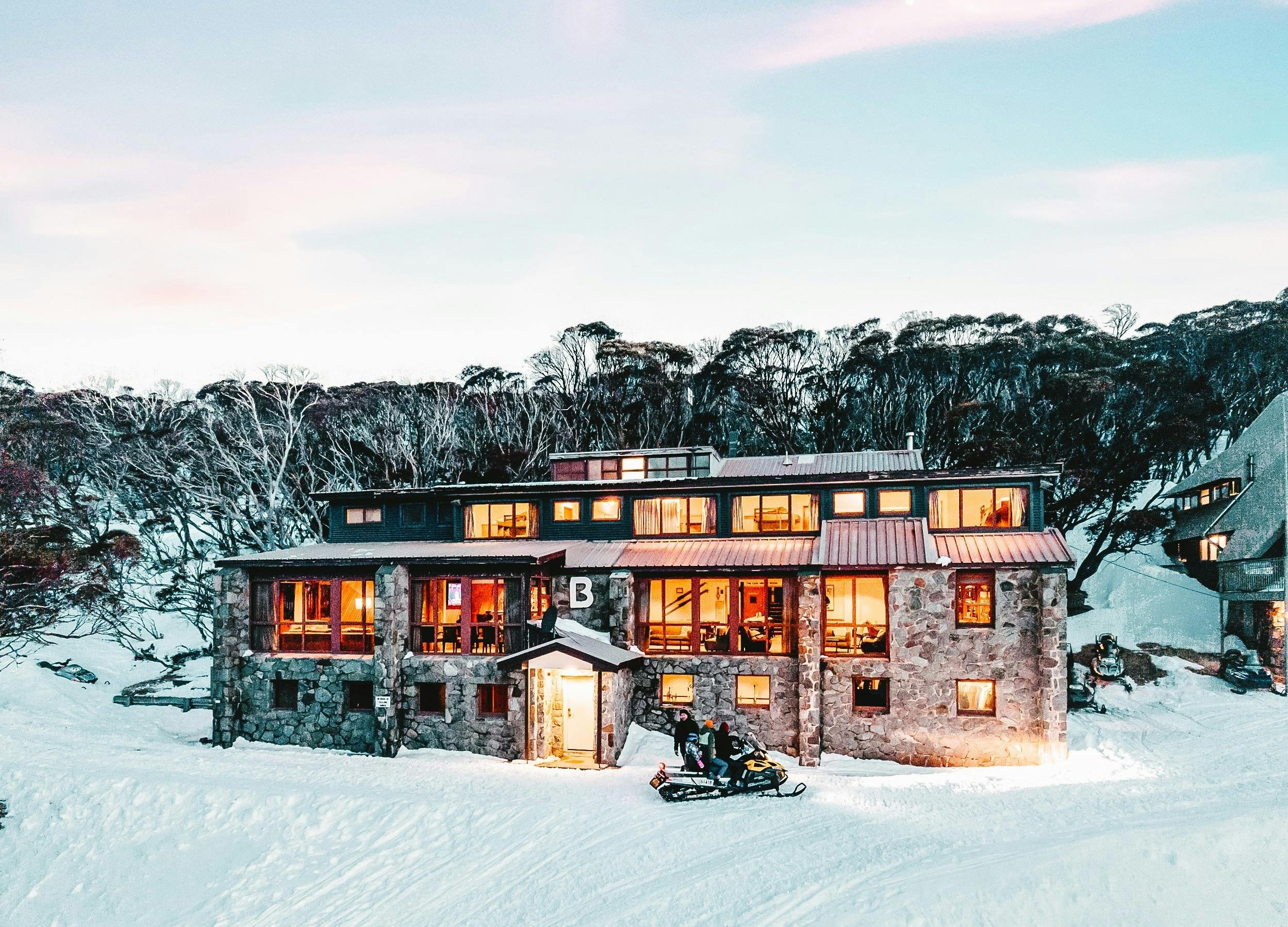 Boonoona Ski Lodge