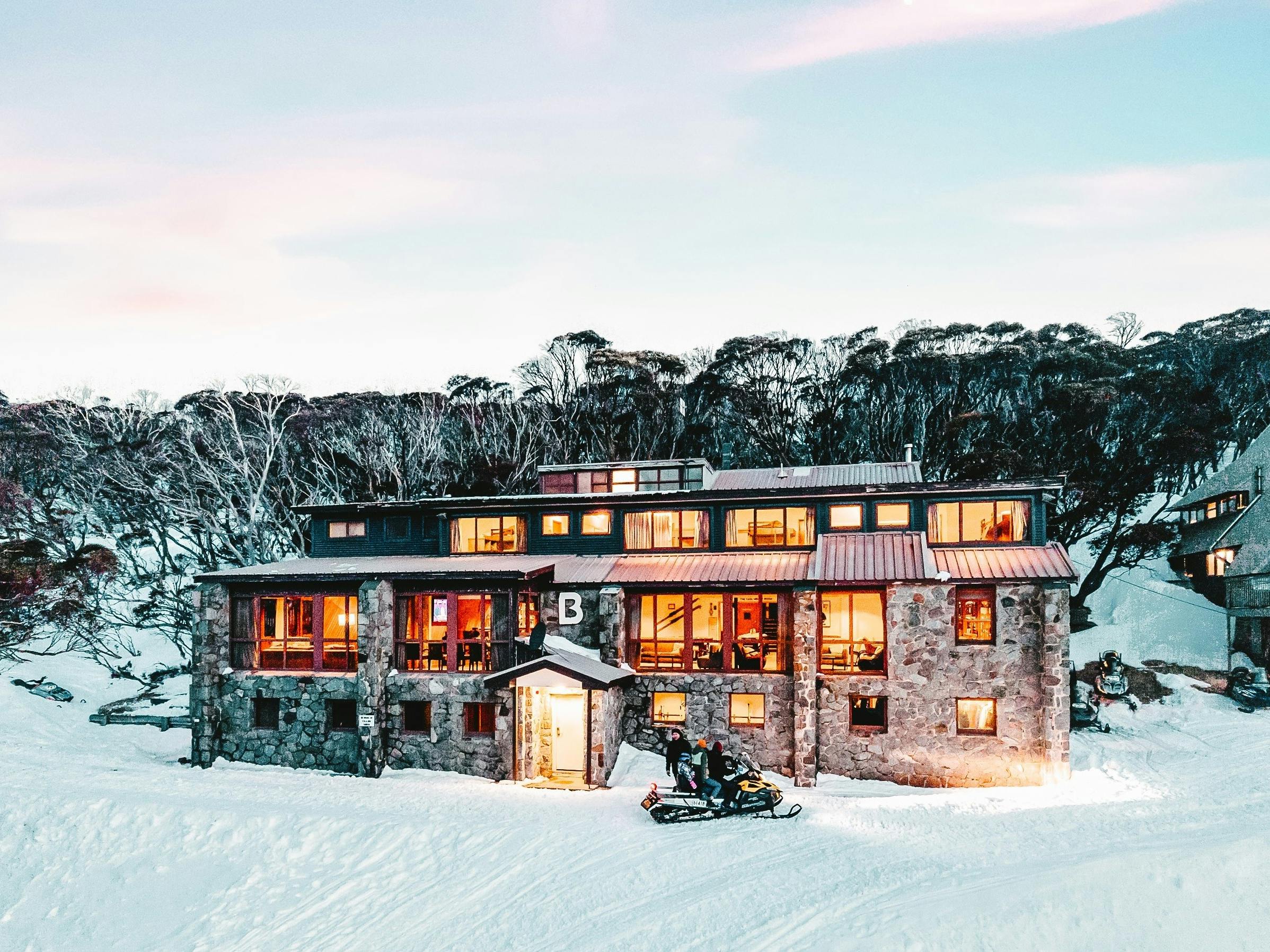 Boonoona Ski Lodge