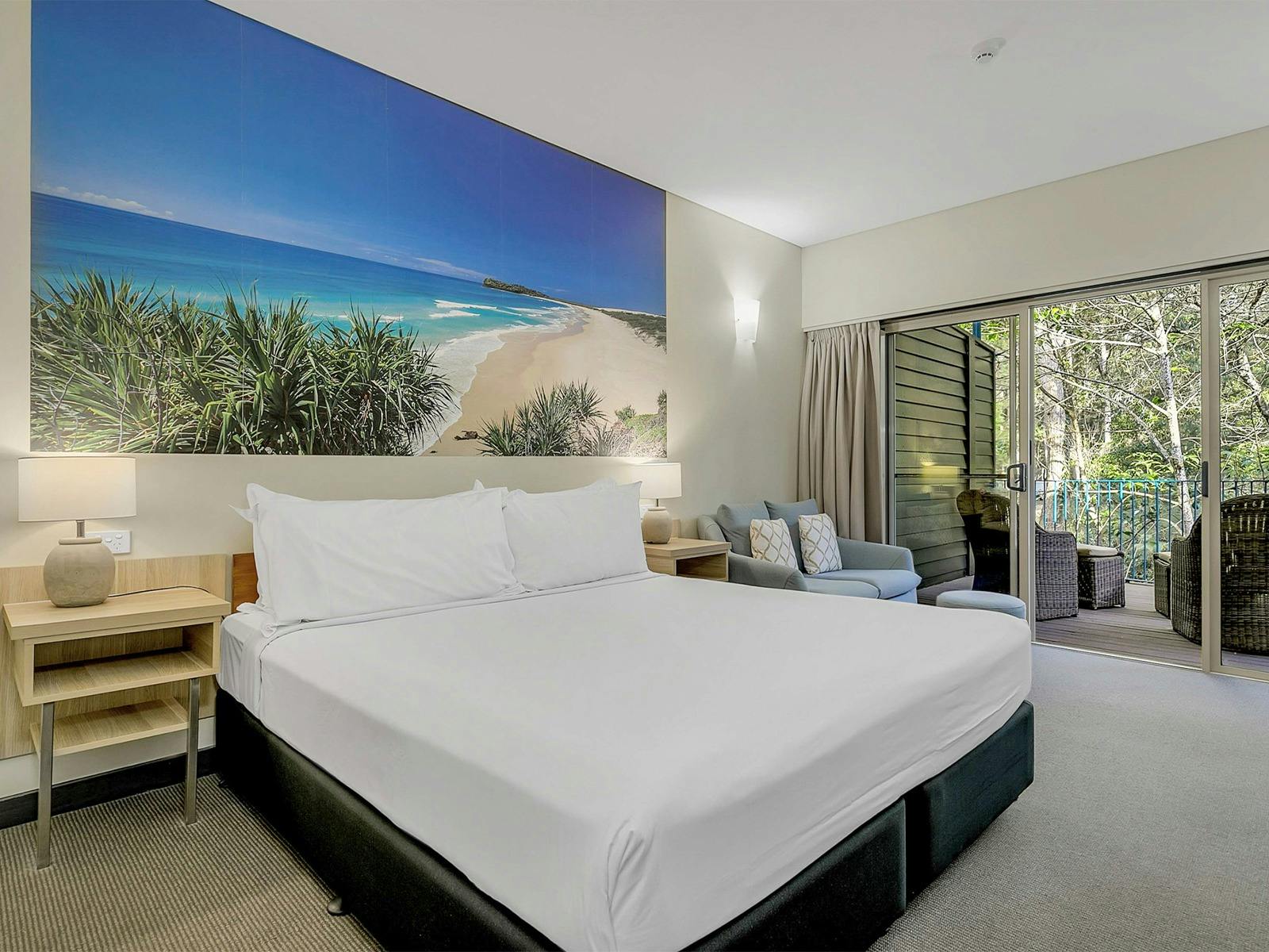 King Resort Hotel Room