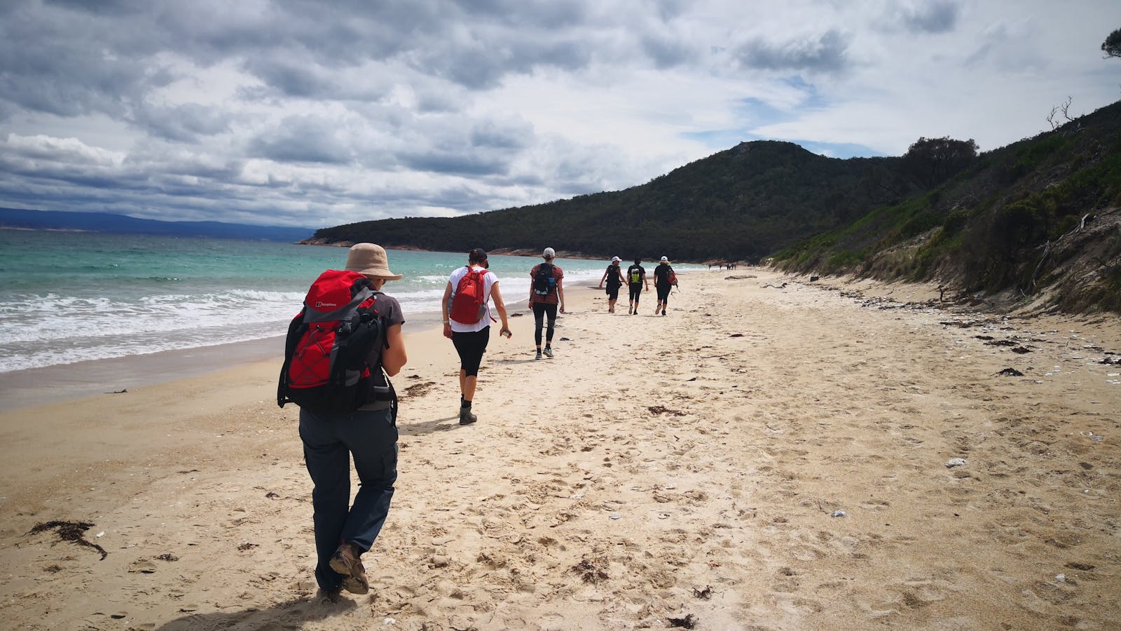 Traversing the bay on the Freycinet and Wineglass Bay Pack-Free Walk by Life's An Adventure