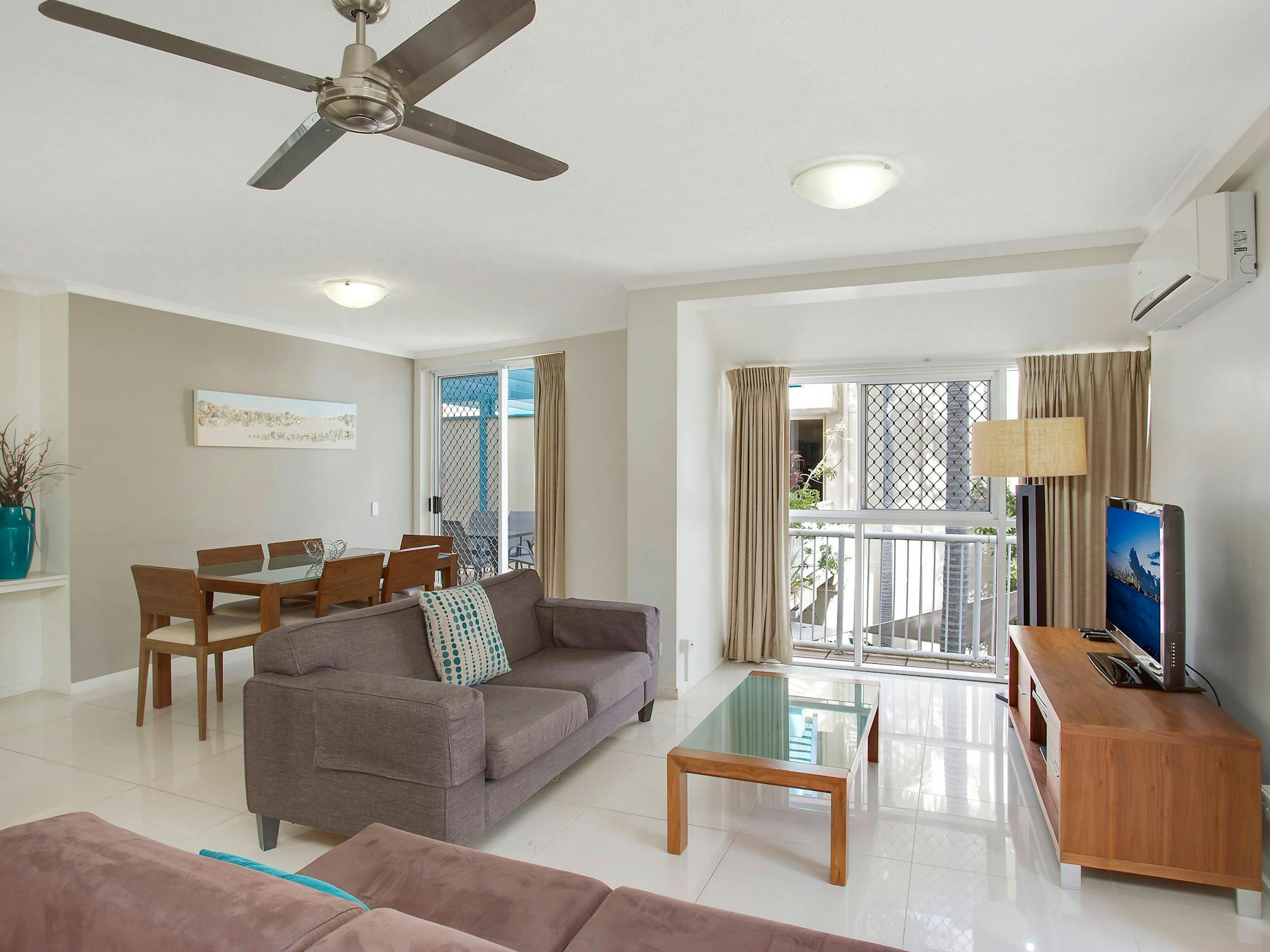 3 Bedroom Deluxe Apartment 3 Bedroom Deluxe Apartment