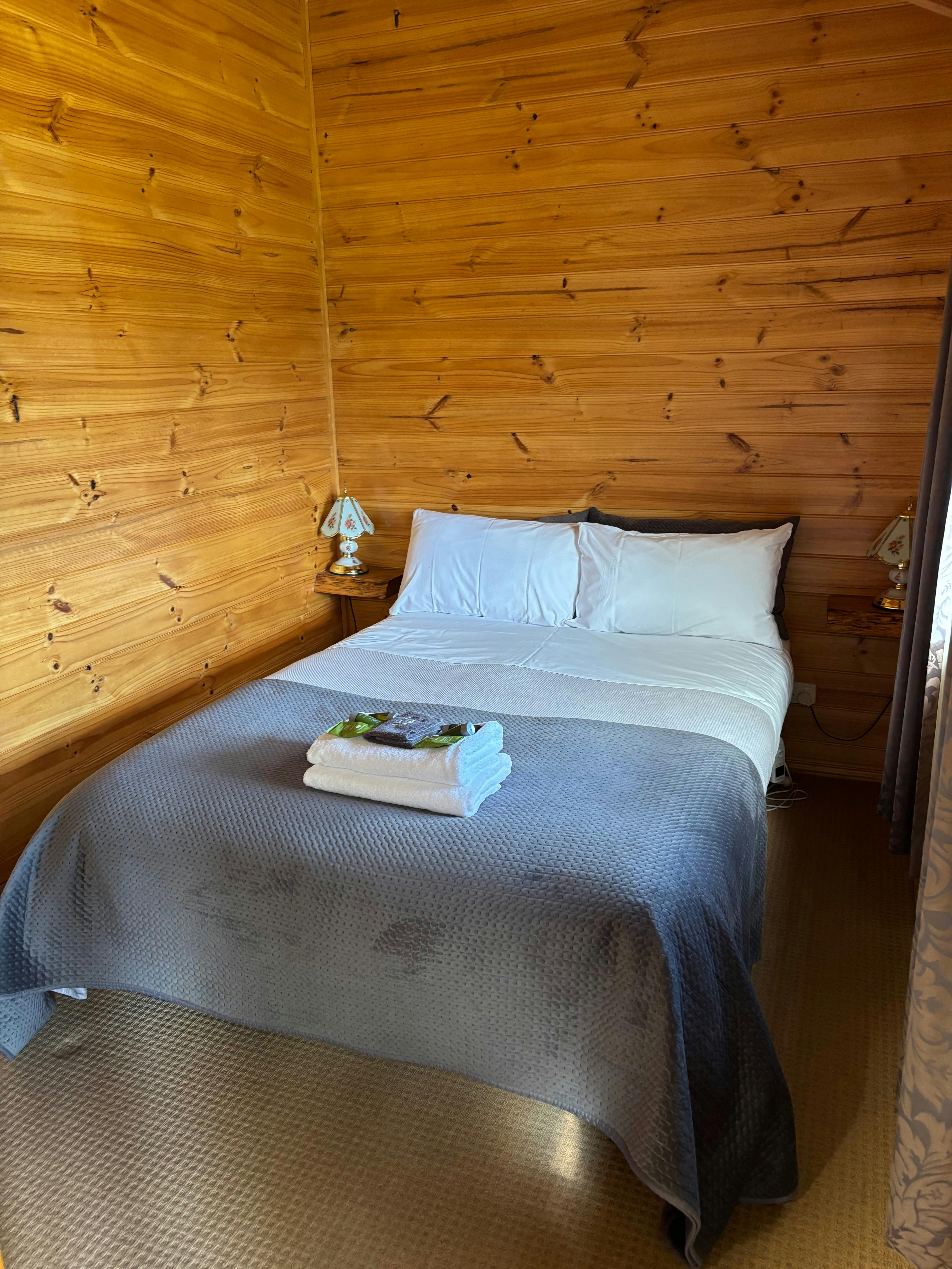 Lavender Cabin - Double Bed