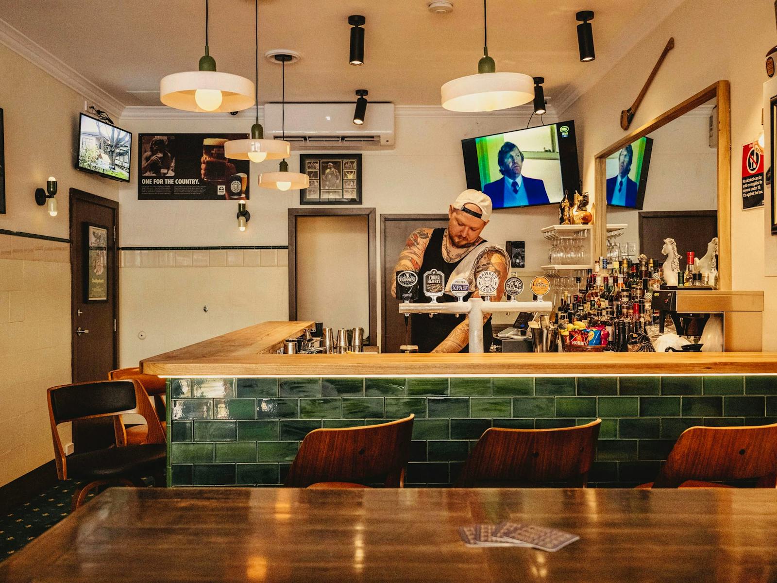 The Magpie, Enmore