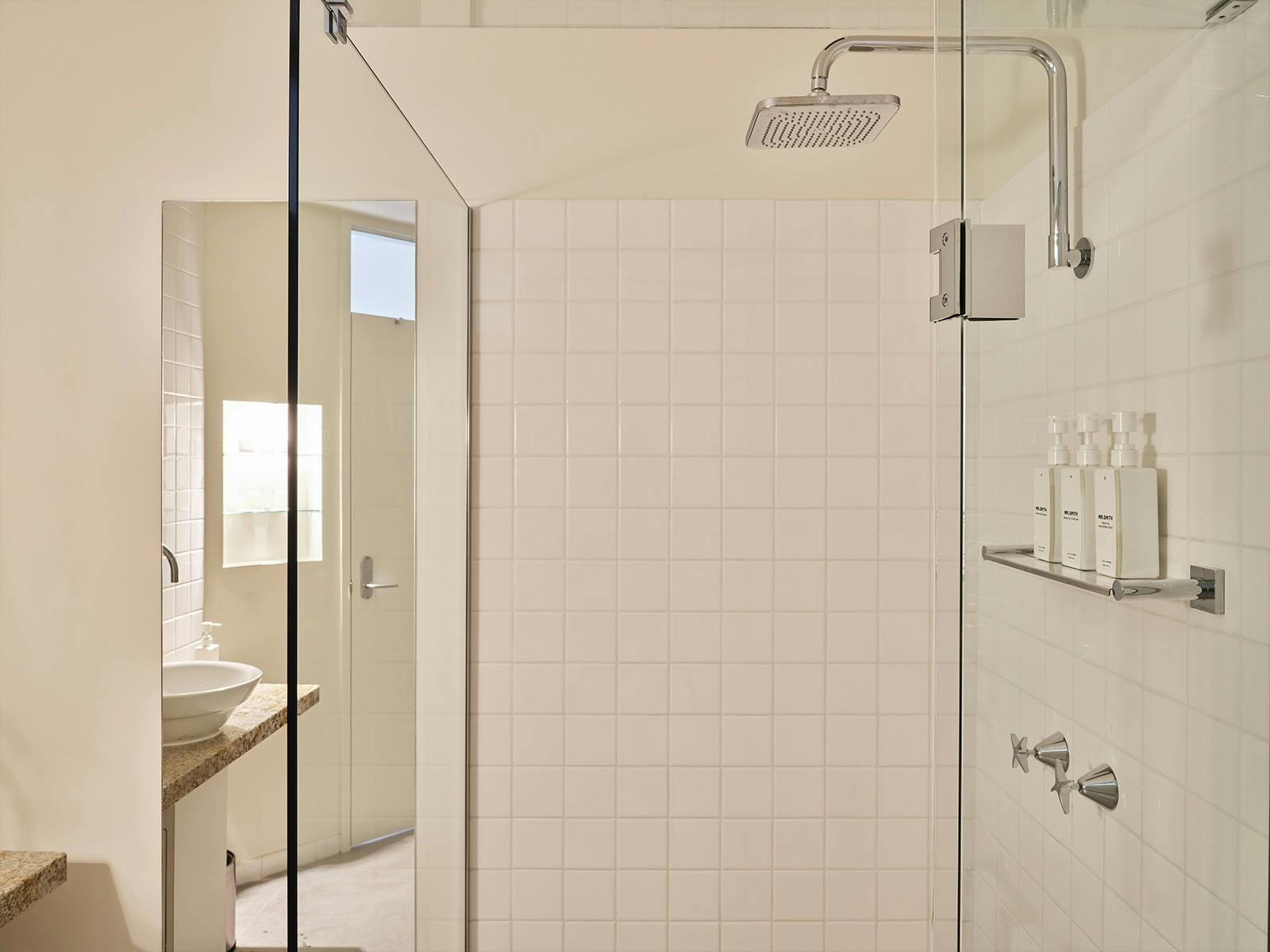 Lancemore Milawa - King Valley - Superior Balcony Sunset