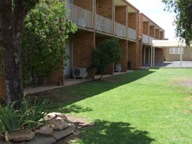 Court Street Motel