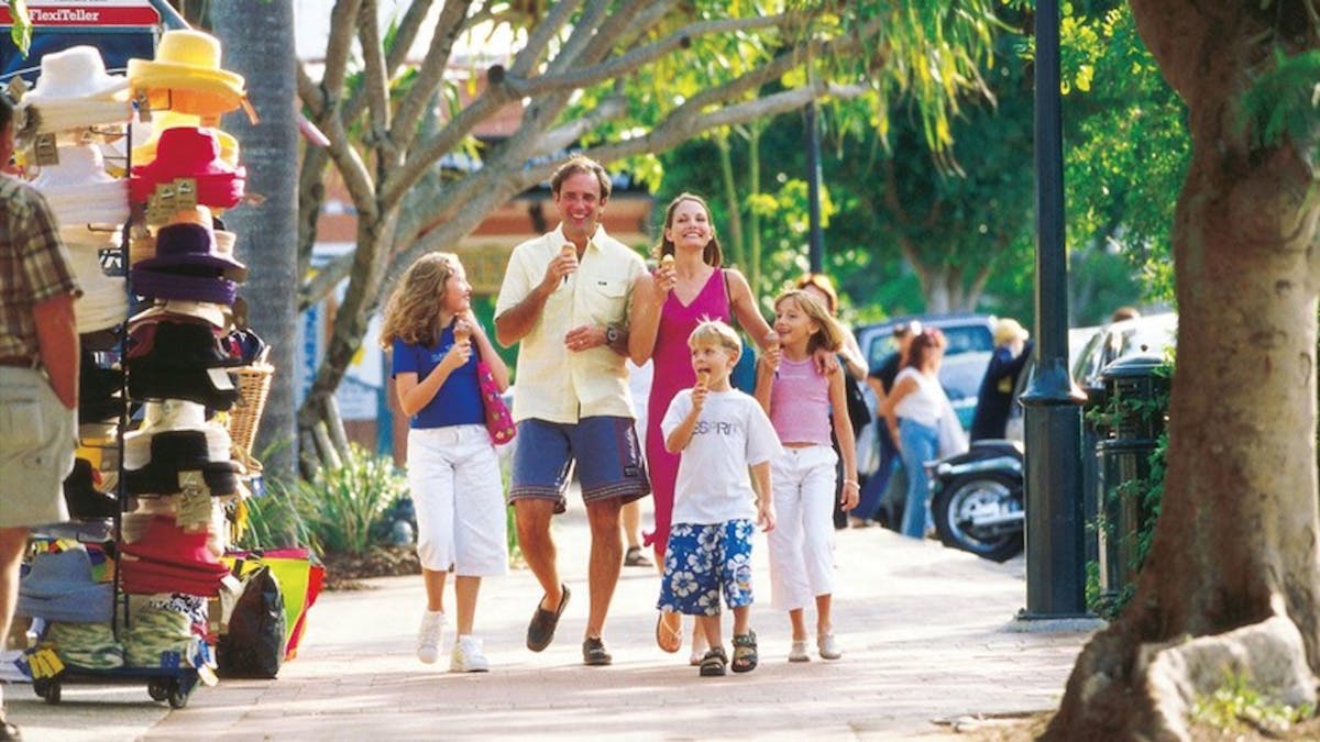 Hastings Street Noosa