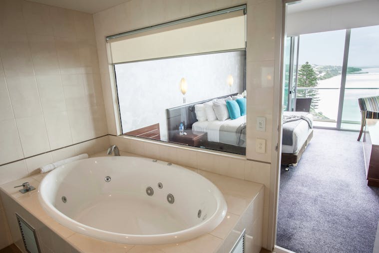 LUXURY OCEAN VIEW BALCONY SUITE