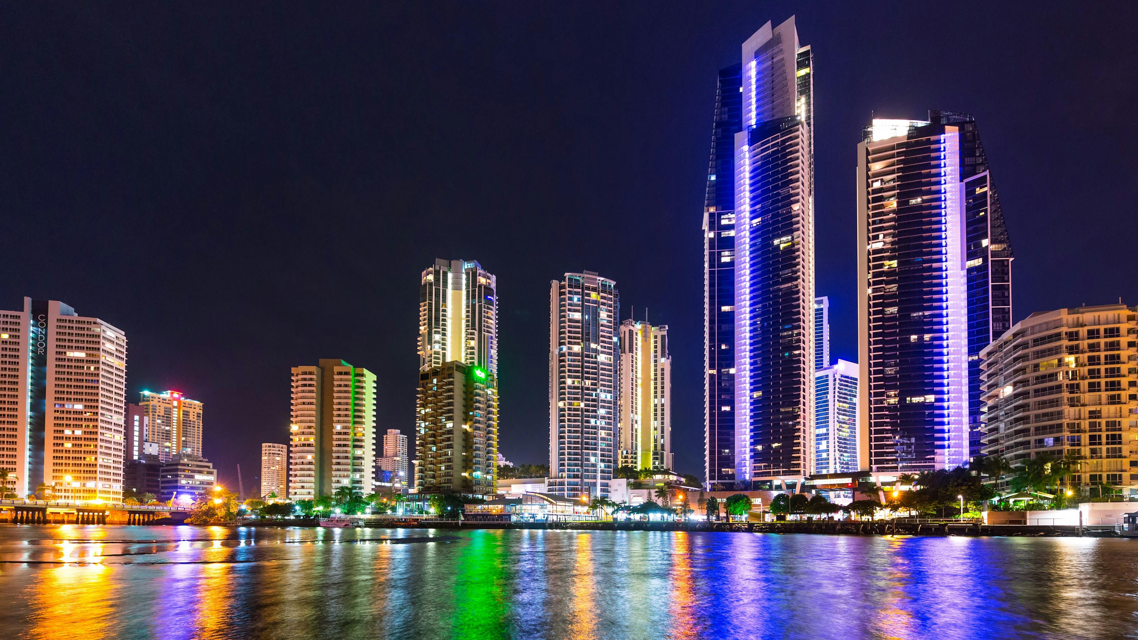 Stunning lights by night